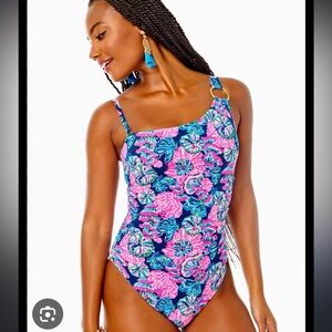 EUC Lilly Pulitzer Leola Swimsuit Size 10